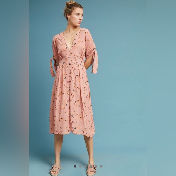 Faithfull the Brand Dresses & Skirts - Anthropologie Faithfull the Brand Blush Floral Midi Dress Sz XS